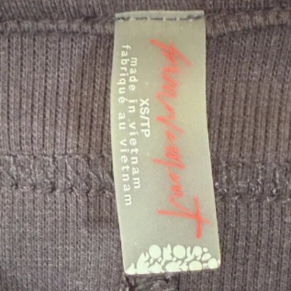 FP Movement Women's Kick Off Solid Layer Henley Black Size XS New - Picture 4 of 8